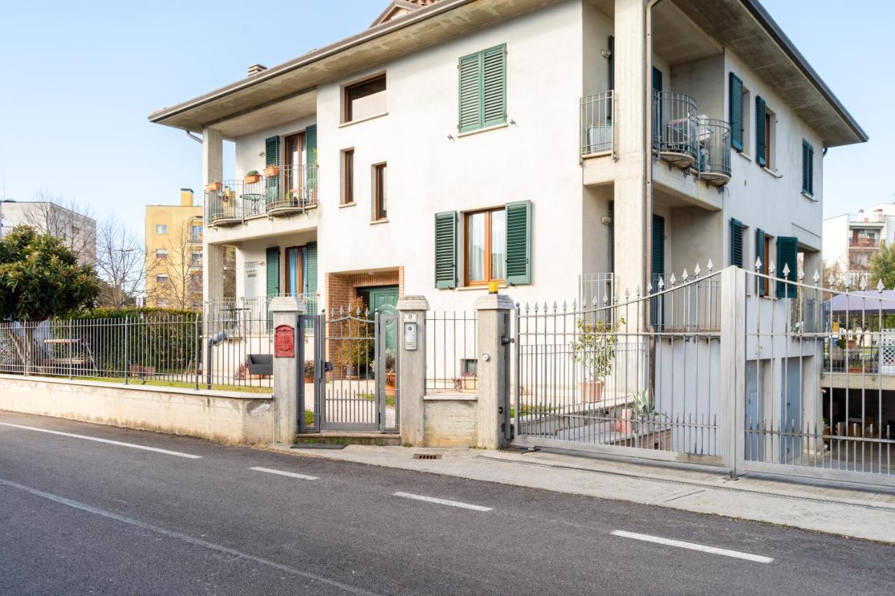 Casa Del Giardino Bright Apartment Bastia Umbra Kültér fotó